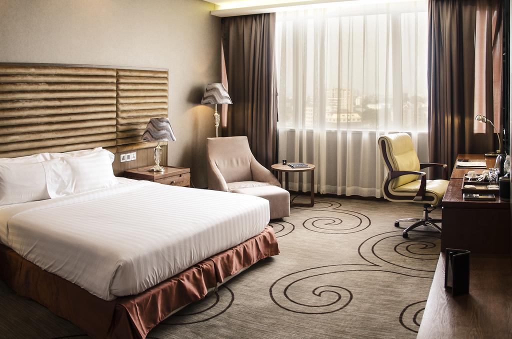 Fleuve Congo Hotel By Blazon Hotels Kinshasa Eksteriør bilde